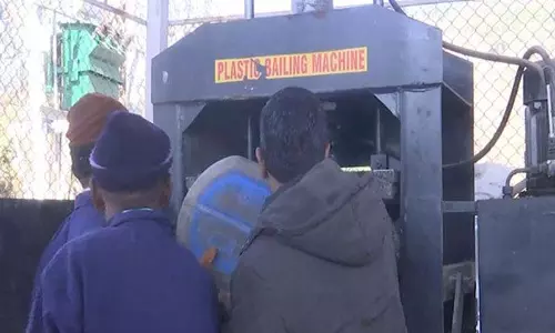 प्लास्टिक अपशिष्ट प्रबंधन पहल से Rajouri के गांवों में बदलाव
