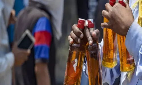 जानिए, दिल्ली शराब घोटाले पर कैग रिपोर्ट में हुए क्या-क्या खुलासे
