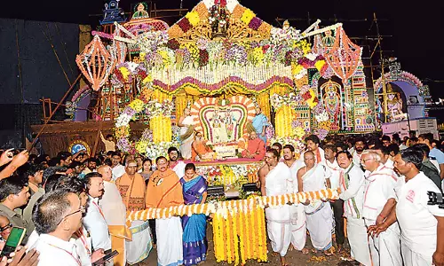 Andhra: श्रीशैलम क्षेत्र में महाशिवरात्रि ब्रह्मोत्सव भव्य तरीके से मनाया जा रहा