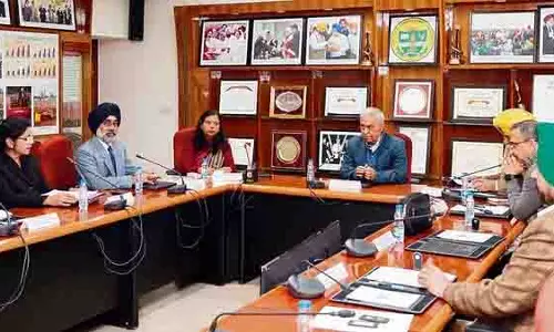 PAU में विशेषज्ञों ने फसल विविधीकरण, पराली प्रबंधन पर चर्चा की PAU में विशेषज्ञों ने फसल विविधीकरण, पराली प्रबंधन पर चर्चा की