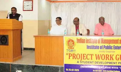 IIMC, IPE ने प्रोजेक्ट वर्क मार्गदर्शन पर एक दिवसीय छात्र विकास कार्यक्रम आयोजित किया