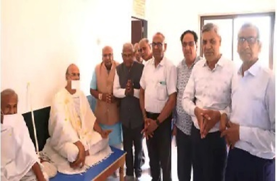 शांतिभवन श्रीसंघ ने की युवाचार्य महेंद्र ऋषि से वर्ष 2026 के चातुर्मास के लिए विनती