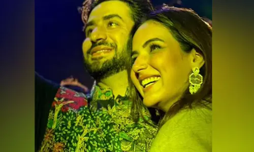 जैस्मीन भसीन ने Aly Goni के लिए लिखा दिल को छू लेने वाला नोट जैस्मीन भसीन ने Aly Goni के लिए लिखा दिल को छू लेने वाला नोट