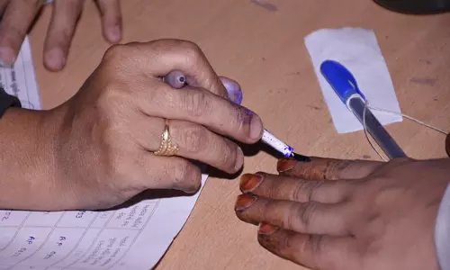 केरल स्थानीय निकाय उपचुनाव में LDF ने 30 वार्डों में से 15 सीटें जीतीं, यूडीएफ ने 12 सीटें जीतीं