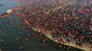 Prayagraj: महाशिवरात्रि पर आखिरी महास्नान संगम पर आस्था का सैलाब Prayagraj: महाशिवरात्रि पर आखिरी महास्नान संगम पर आस्था का सैलाब