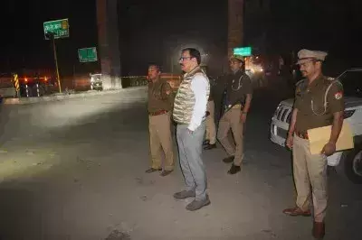 Ballia: पुलिस अधीक्षक ने भरौली पुल का औचक निरीक्षण किया Ballia: पुलिस अधीक्षक ने भरौली पुल का औचक निरीक्षण किया