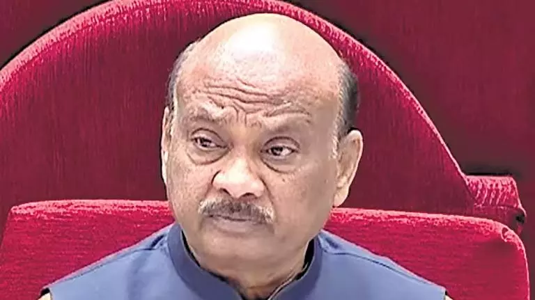 AP: तेलुगु दैनिक के फंड दुरुपयोग के दावे की जांच के लिए पैनल गठित AP: तेलुगु दैनिक के फंड दुरुपयोग के दावे की जांच के लिए पैनल गठित