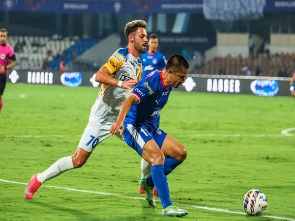 ISL: बेंगलुरू एफसी ने चेन्नईयिन एफसी पर 1-0 की जीत के साथ प्लेऑफ में जगह पक्की की ISL: बेंगलुरू एफसी ने चेन्नईयिन एफसी पर 1-0 की जीत के साथ प्लेऑफ में जगह पक्की की