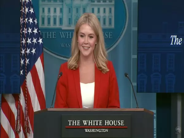 White House प्रेस सचिव ने एपी को व्हाइट हाउस के कार्यक्रमों तक पहुंच से वंचित करने के संघीय न्यायाधीश के फैसले का समर्थन किया White House प्रेस सचिव ने एपी को व्हाइट हाउस के कार्यक्रमों तक पहुंच से वंचित करने के संघीय न्यायाधीश के फैसले का समर्थन किया