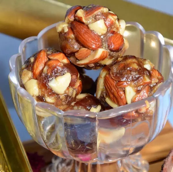 Recipe : खजूर से बने स्वादिष्ट व्यंजन, जो सर्दियों में आपको रखेंगे सेहतमंद Recipe : खजूर से बने स्वादिष्ट व्यंजन, जो सर्दियों में आपको रखेंगे सेहतमंद