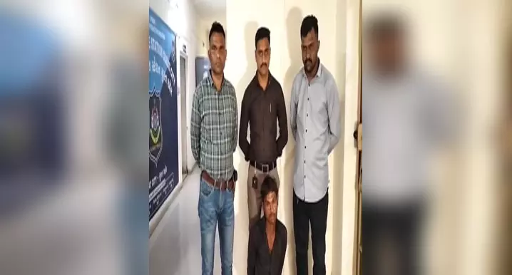 दस घंटे के भीतर केस सॉल्व...अगवा मासूम बरामद, आरोपी गिरफ्तार दस घंटे के भीतर केस सॉल्व...अगवा मासूम बरामद, आरोपी गिरफ्तार