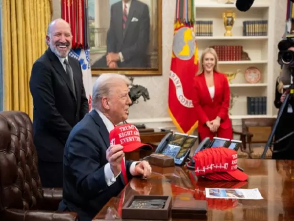 Trump ने धनी विदेशियों के लिए गोल्ड कार्ड कार्यक्रम की घोषणा की Trump ने धनी विदेशियों के लिए गोल्ड कार्ड कार्यक्रम की घोषणा की