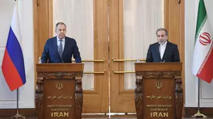 Iran ने रूसी विदेश मंत्री की तेहरान यात्रा के दौरान दबाव में परमाणु वार्ता को खारिज कर दिया Iran ने रूसी विदेश मंत्री की तेहरान यात्रा के दौरान दबाव में परमाणु वार्ता को खारिज कर दिया