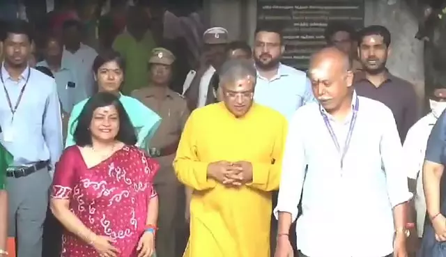मीनाक्षी अम्मन मंदिर मदुरै का गौरव है: Gyanesh Kumar मीनाक्षी अम्मन मंदिर मदुरै का गौरव है: Gyanesh Kumar