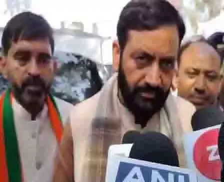 नायब सिंह सैनी ने नगर निगम चुनावों से पहले 21 संकल्प पूरे करने का संकल्प लिया नायब सिंह सैनी ने नगर निगम चुनावों से पहले 21 संकल्प पूरे करने का संकल्प लिया