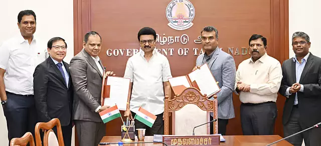 Tamil Nadu : 5,000 करोड़ रुपये के निवेश से फुटवियर निर्माण! 50,000 लोगों को रोजगार Tamil Nadu : 5,000 करोड़ रुपये के निवेश से फुटवियर निर्माण! 50,000 लोगों को रोजगार