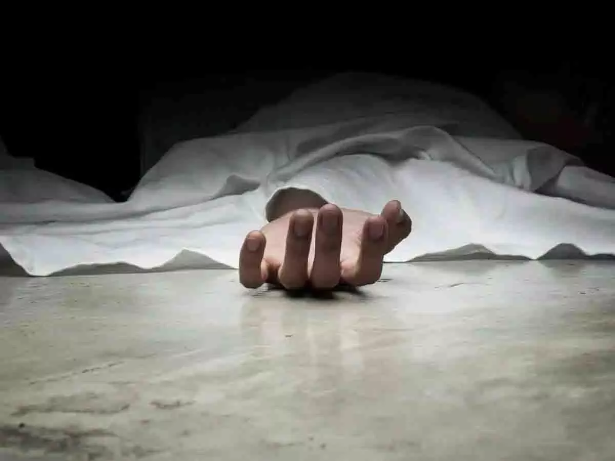 Borabanda में पुरानी रंजिश के चलते धारदार हथियार से युवक की हत्या Borabanda में पुरानी रंजिश के चलते धारदार हथियार से युवक की हत्या