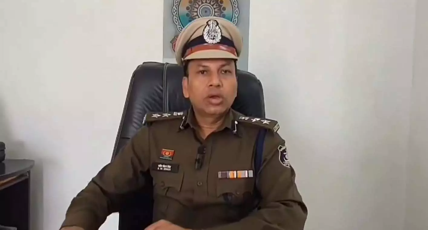 ट्रक की लोकेशन से डेढ़ करोड़ की शराब पकड़ी गई, वीडियो ट्रक की लोकेशन से डेढ़ करोड़ की शराब पकड़ी गई, वीडियो