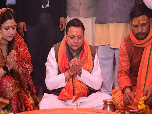CM Dhami ने महाशिवरात्रि पर प्रदेश में शांति और समृद्धि की कामना की CM Dhami ने महाशिवरात्रि पर प्रदेश में शांति और समृद्धि की कामना की