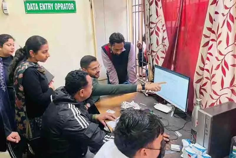 पुलिस कार्रवाई के माध्यम से नशीली दवाओं के खतरे से निपटने के लिए प्रतिबद्ध: DC पुलिस कार्रवाई के माध्यम से नशीली दवाओं के खतरे से निपटने के लिए प्रतिबद्ध: DC