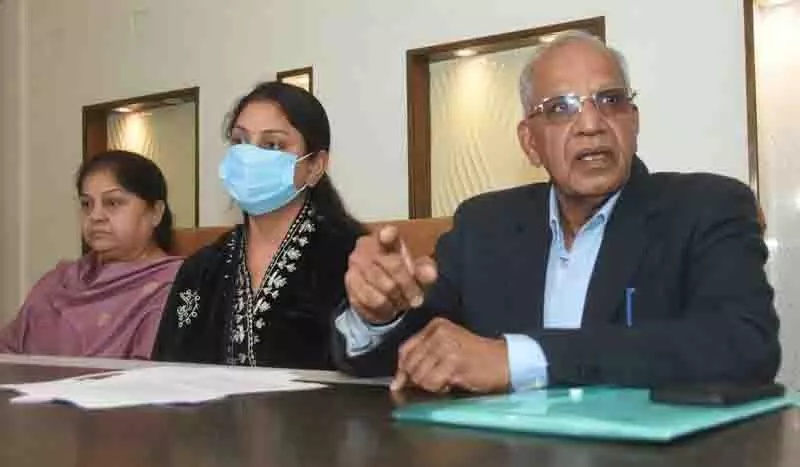 Ludhiana: अगले दिन ससुराल पक्ष के परिवार वालों ने आरोपों को मनगढ़ंत बताया Ludhiana: अगले दिन ससुराल पक्ष के परिवार वालों ने आरोपों को मनगढ़ंत बताया