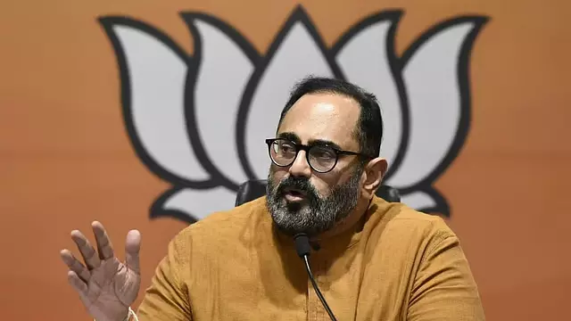 लोकायुक्त जांच में अनियमितताओं से इनकार नहीं, कांग्रेस जमीन हड़पने में शामिल: Rajiv Chandrashekhar लोकायुक्त जांच में अनियमितताओं से इनकार नहीं, कांग्रेस जमीन हड़पने में शामिल: Rajiv Chandrashekhar