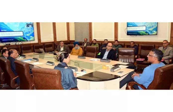 प्रमुख सचिव APD ने राजमार्ग के किनारे सुविधाओं की समीक्षा की प्रमुख सचिव APD ने राजमार्ग के किनारे सुविधाओं की समीक्षा की