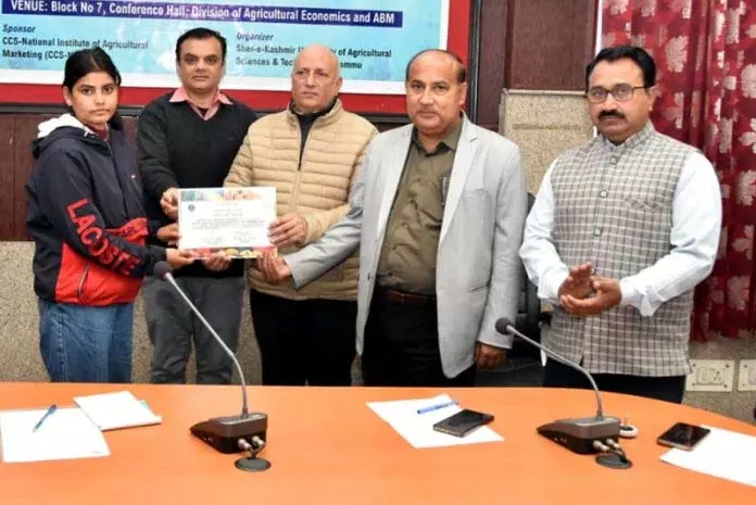 SKUAST-J में महिला उद्यमियों के लिए प्रशिक्षण कार्यक्रम आयोजित SKUAST-J में महिला उद्यमियों के लिए प्रशिक्षण कार्यक्रम आयोजित