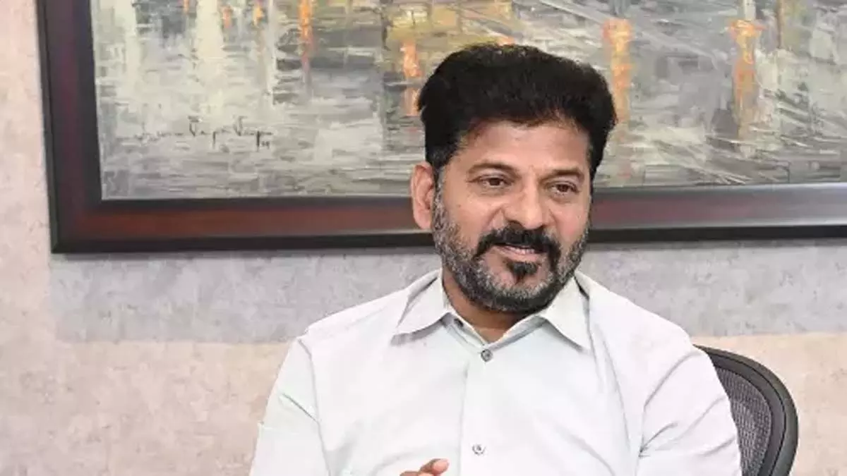 रेवंत ने BRS घोटाले से जुड़े लोगों की रहस्यमय मौतों पर संदेह जताया रेवंत ने BRS घोटाले से जुड़े लोगों की रहस्यमय मौतों पर संदेह जताया