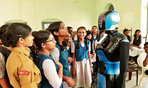 Kerala: सरकारी स्कूल की लड़कियां बनीं स्मार्ट समस्या समाधानकर्ता
