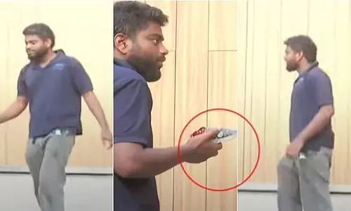 Tamil Nadu : थावेका नेता विजय के घर पर जूते फेंके गए Tamil Nadu : थावेका नेता विजय के घर पर जूते फेंके गए
