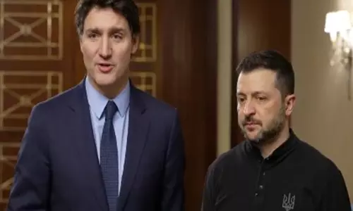 रूस-यूक्रेन संघर्ष की तीसरी वर्षगांठ पर Canadian PM कीव गए, रक्षा, प्रतिबंधों पर चर्चा की रूस-यूक्रेन संघर्ष की तीसरी वर्षगांठ पर Canadian PM कीव गए, रक्षा, प्रतिबंधों पर चर्चा की