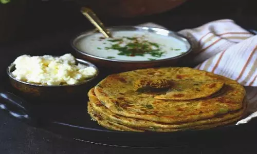 Recipe : अब घर पर बनाएं रेस्टोरेंट स्टाइल मेथी पराठा Recipe : अब घर पर बनाएं रेस्टोरेंट स्टाइल मेथी पराठा