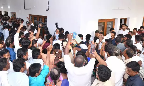 Andhra: जगन ने पुलिवेंदुला में प्रजा दरबार लगाया