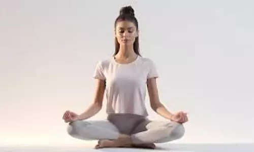 Yoga Tips: शरीर की रोगों से लड़ने की क्षमता बढ़ाते हैं ये योगासन, नियमित करें इनका अभ्यास Yoga Tips: शरीर की रोगों से लड़ने की क्षमता बढ़ाते हैं ये योगासन, नियमित करें इनका अभ्यास