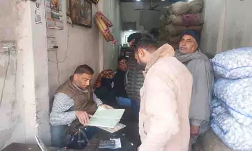 Talwara में नगर निगम चुनाव से पहले छापेमारी से तनाव