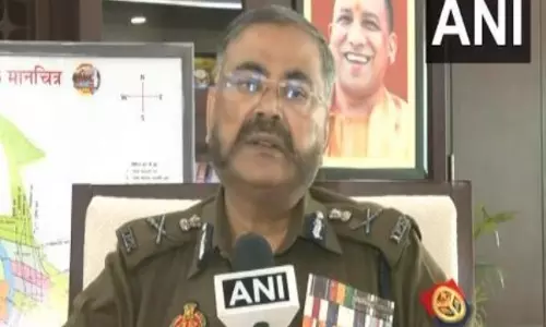 कुंभ के दौरान भीड़ प्रबंधन का यूपी पुलिस ने अभूतपूर्व मॉडल पेश किया: DGP Prashant Kumar कुंभ के दौरान भीड़ प्रबंधन का यूपी पुलिस ने अभूतपूर्व मॉडल पेश किया: DGP Prashant Kumar