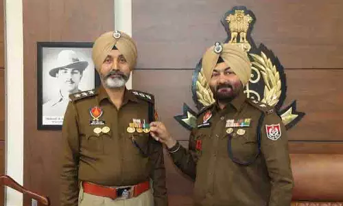 DGP ने डीएसपी ओंकार सिंह बराड़ को प्रशस्ति पत्र प्रदान किया
