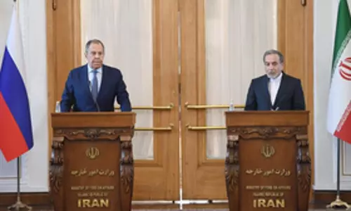 Iran ने रूसी विदेश मंत्री की तेहरान यात्रा के दौरान दबाव में परमाणु वार्ता को खारिज कर दिया Iran ने रूसी विदेश मंत्री की तेहरान यात्रा के दौरान दबाव में परमाणु वार्ता को खारिज कर दिया