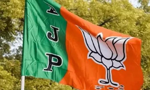 भाजपा नेता ने सैम पित्रोदा के खिलाफ ED में शिकायत दर्ज कराई भाजपा नेता ने सैम पित्रोदा के खिलाफ ED में शिकायत दर्ज कराई