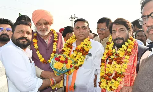 Haryana :  सेतिया ने कांडा पर कटाक्ष किया, गीतिका आत्महत्या का मामला उठाया