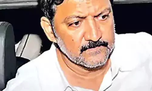 Vallabhaneni Vamsi: मुझे नहीं पता कि वह सत्यवर्धन हैं या नहीं। Vallabhaneni Vamsi: मुझे नहीं पता कि वह सत्यवर्धन हैं या नहीं।