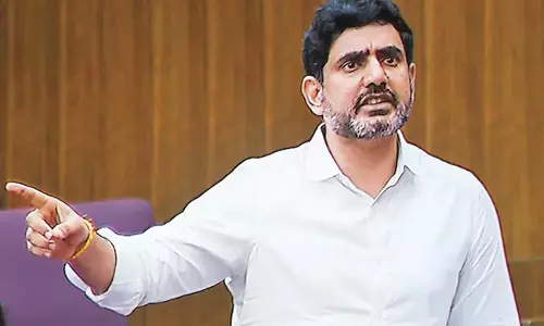 मुझे बताइए किस वीसी को धमकी दी गई? : Nara Lokesh मुझे बताइए किस वीसी को धमकी दी गई? : Nara Lokesh