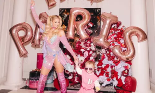 Paris Hilton ने अपने बच्चों के साथ जन्मदिन की पार्टी की तस्वीरें शेयर कीं Paris Hilton ने अपने बच्चों के साथ जन्मदिन की पार्टी की तस्वीरें शेयर कीं