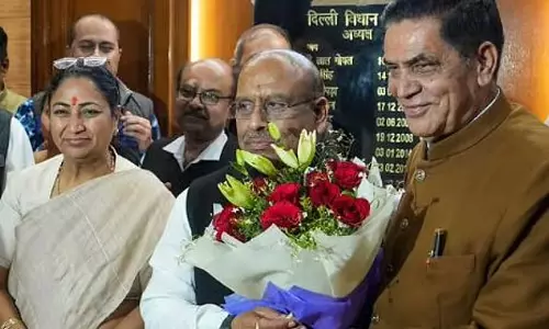Delhi: मोहन सिंह बने दिल्ली विधानसभा के उपाध्यक्ष Delhi: मोहन सिंह बने दिल्ली विधानसभा के उपाध्यक्ष