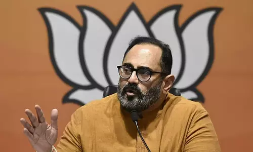 लोकायुक्त जांच में अनियमितताओं से इनकार नहीं, कांग्रेस जमीन हड़पने में शामिल: Rajiv Chandrashekhar लोकायुक्त जांच में अनियमितताओं से इनकार नहीं, कांग्रेस जमीन हड़पने में शामिल: Rajiv Chandrashekhar