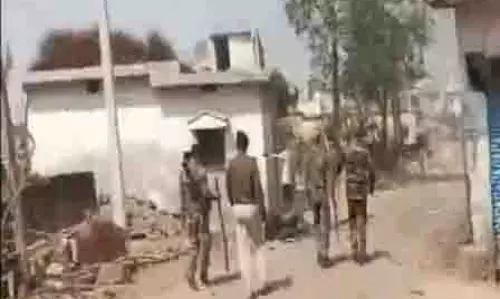 हजारीबाग के इचाक में साउंड सिस्टम के इस्तेमाल को लेकर झड़प
