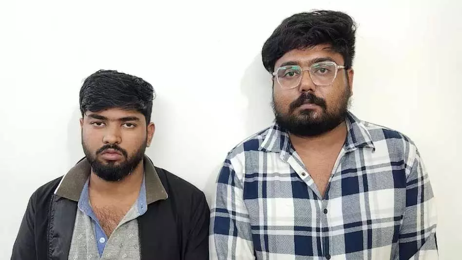 डिजिटल अरेस्ट करने वाले साइबर फ्रॉड गिरफ्तार, दोनों निकले प्रयागराज के डिजिटल अरेस्ट करने वाले साइबर फ्रॉड गिरफ्तार, दोनों निकले प्रयागराज के