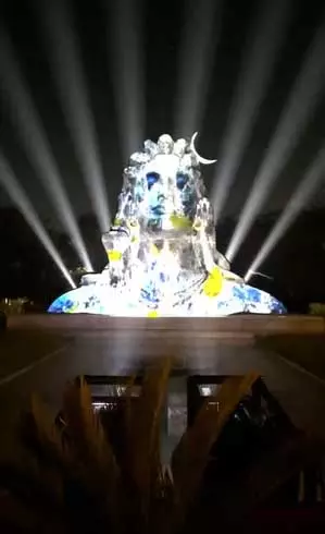 महाशिवरात्रि पर गौतम अदाणी ने दिखाई घर पर शिव पूजन की झलक महाशिवरात्रि पर गौतम अदाणी ने दिखाई घर पर शिव पूजन की झलक