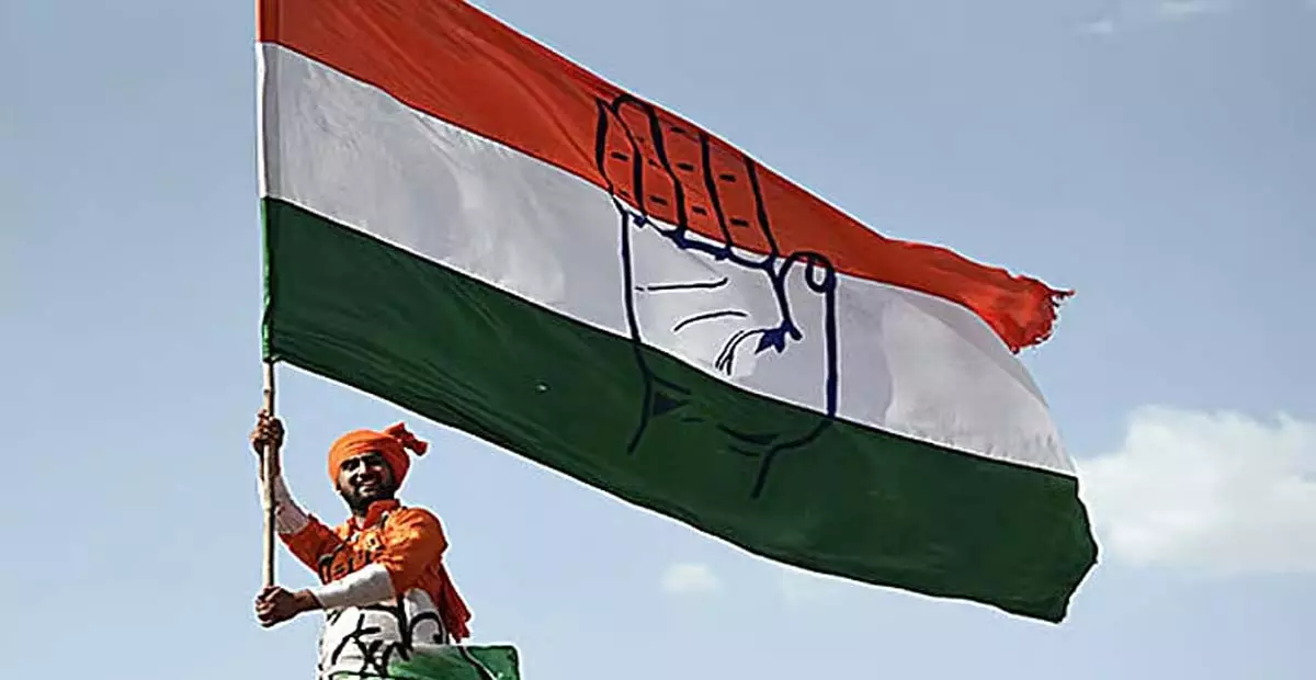 Kerala: नए पीसीसी प्रमुख के साथ, हाईकमान बदलाव के लिए दबाव डाल सकता Kerala: नए पीसीसी प्रमुख के साथ, हाईकमान बदलाव के लिए दबाव डाल सकता